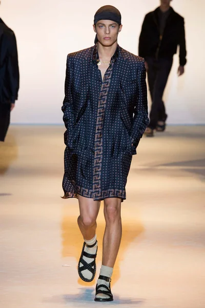 Look 36